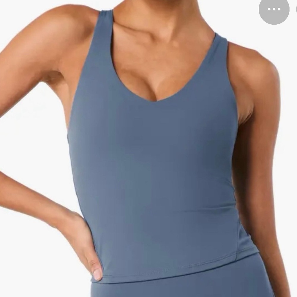 NWOT Spanx Get Moving Shelf Tank